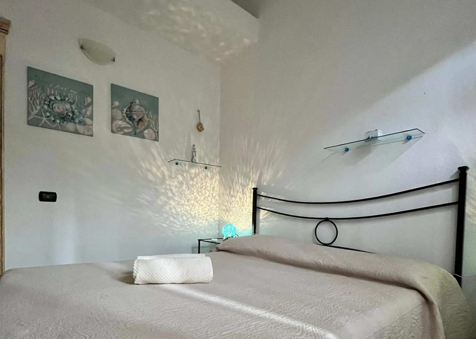 Angelica'S Beachside Apartment Porto Columbu - Perd'E Sali Holiday home